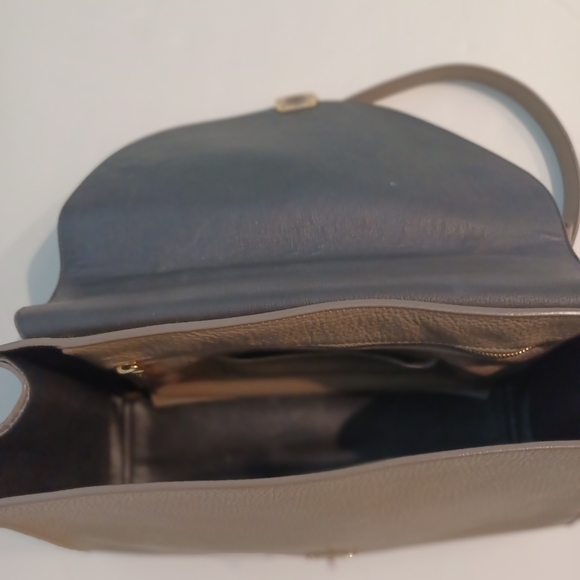 Cuyana Taupe Handbag - Picture 5 of 12